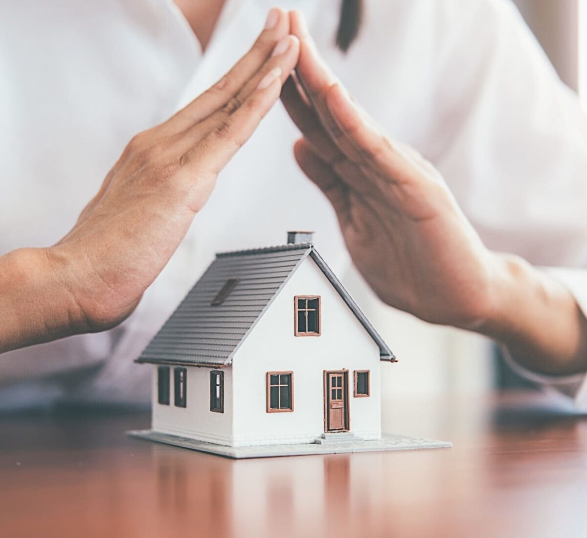 Seguros para hogar en la Ribera Alta - casa cubierta