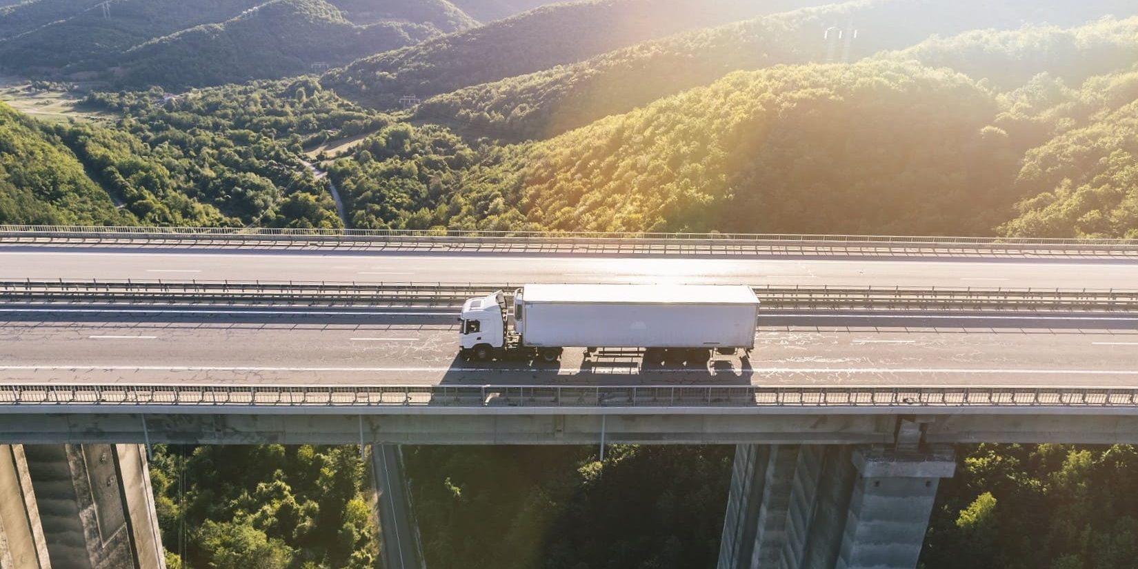 transporte de mercancías en la Ribera Alta – atardecer transporte de mercancías en la Ribera Alta - atardecer
