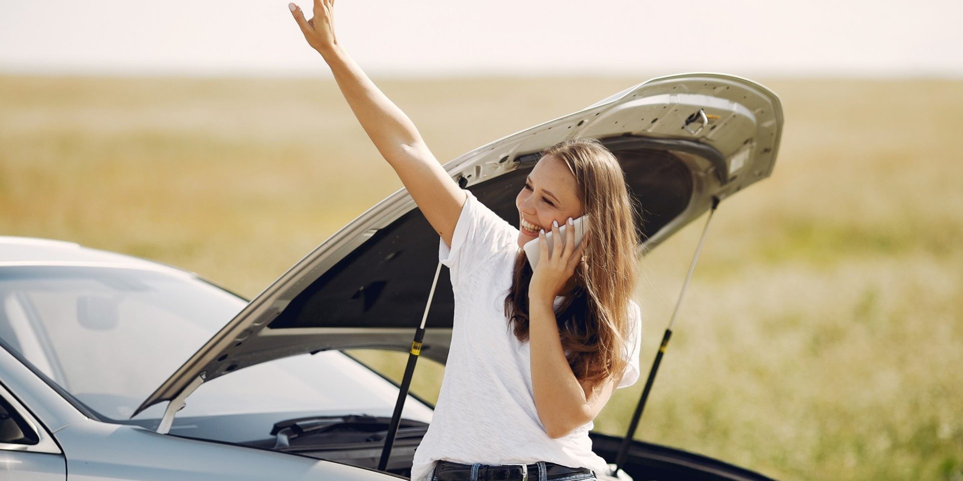 seguros para coches en la Ribera Alta - mano levantada
