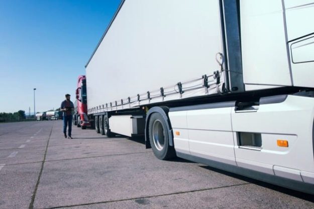 Seguros para camioneros en Canals - Camión