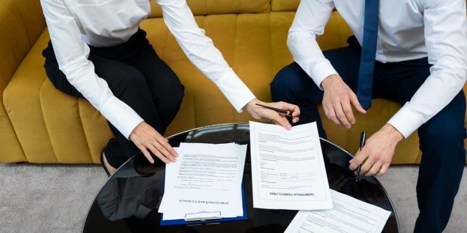 Correduría de seguros en Xativa - Mesa