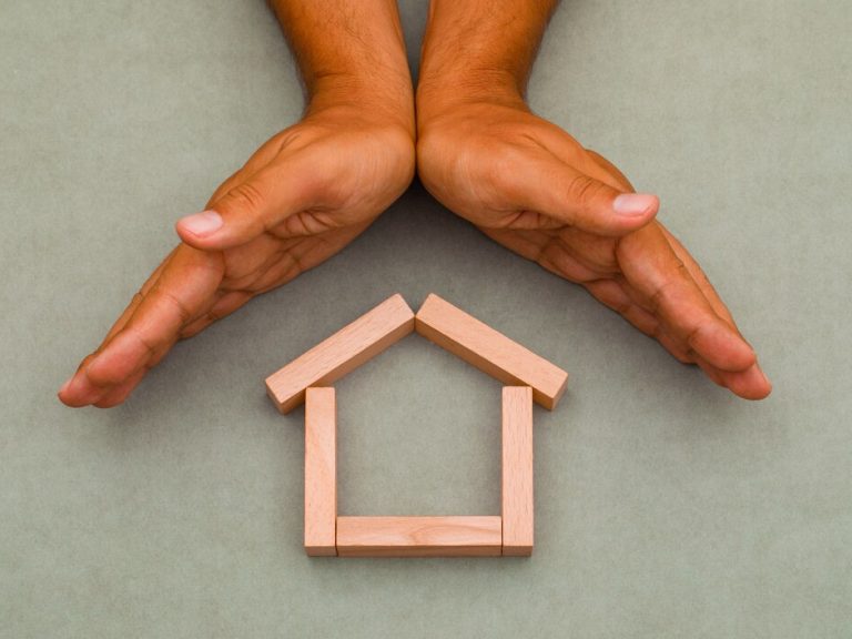 seguros para hogar en Canals-casa madera seguros para hogar en Canals-casa madera