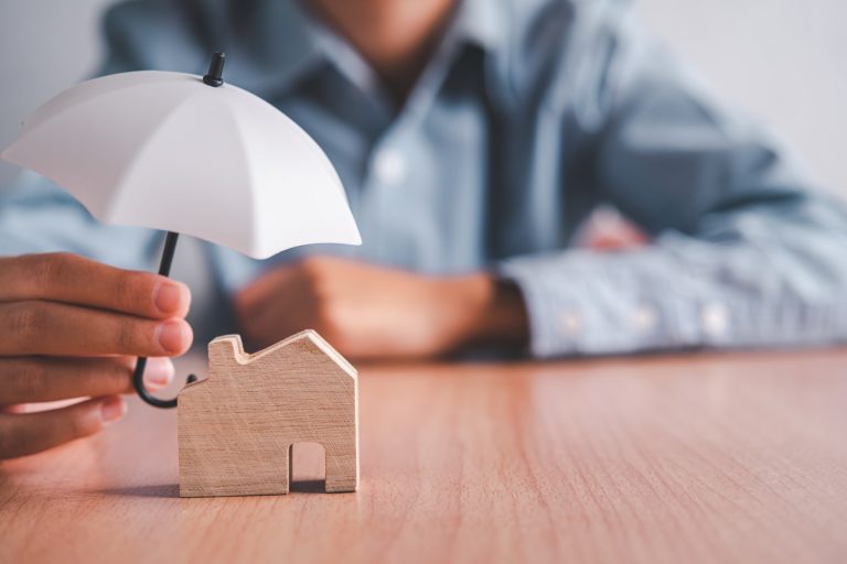 seguros para hogar en Xátiva - paraguas